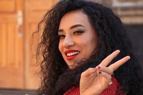 FLOR AMARGO LA CANTANTE MEXICANA FUE ESTAFADA. Foto: INSTAGRAM @FLORAMARGOO