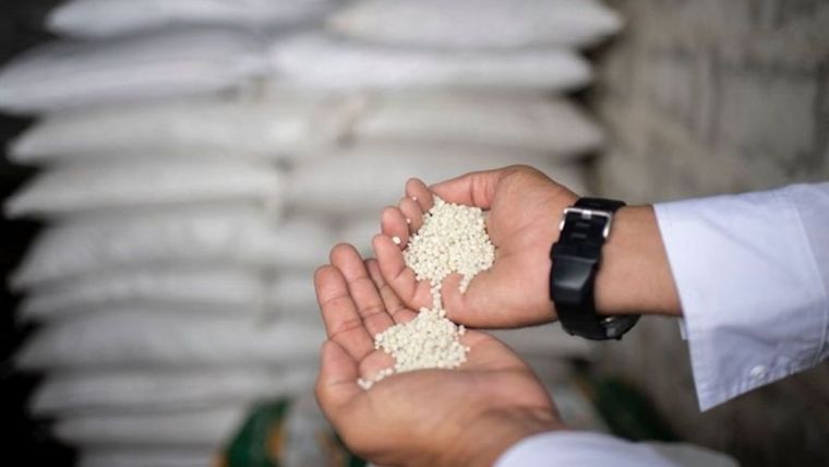 El Gobierno eliminará aranceles a los fertilizantes y reducirá los de herbicidas
