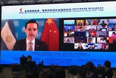 Sabino Vaca Narvaja leyó una carta de Alberto Fernández ante Xi Jinping. Sabino Vaca Narvaja leyó una carta de Alberto Fernández ante Xi Jinping.