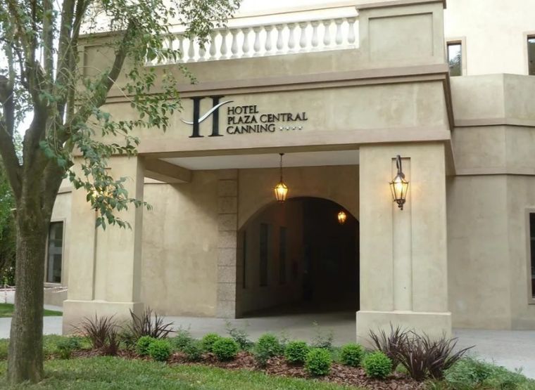 El hotel Plaza Central Canning donde está alojada la tripulación.