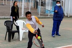 Los deportistas en plena acción bajo la atenta mirada de Esteche. Foto: Wally Jakovcevic. Foto: Wally Jakovcevic