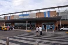 El aeropuerto de Mendoza espera movimientos durante el fin de semana largo en junio Foto: Santiago Tagua/MDZ