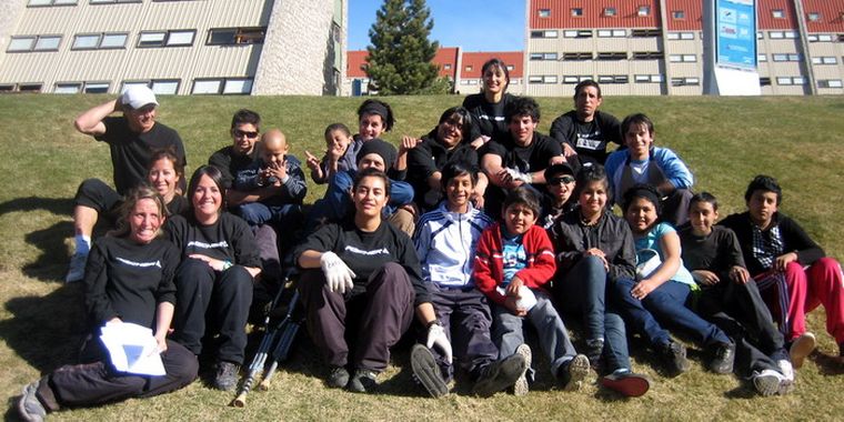 Una foto grupal que expresa toda la alegría de los chicos. Foto: Gentileza