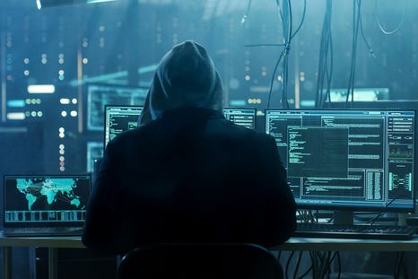 Spearphishing: estafa personalizada que usa datos públicos para engañar con mensajes creíbles y dirigidos.
