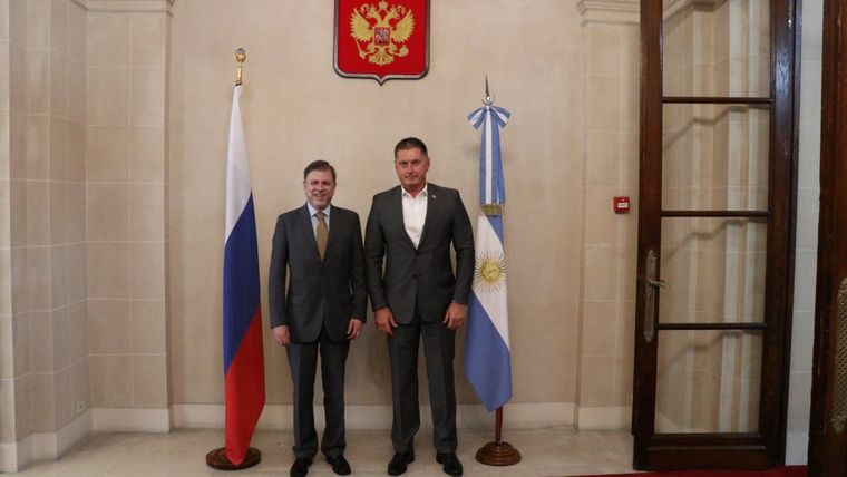 El embajador argentino en Rusia ponderó la campaña de vacunación del Gobierno