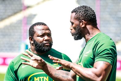 MDZol | Kolisi le habla a Nché; el capitán vuelve a ser titular. Foto: @Spirngboks