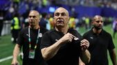 Hossam Hassan, el DT de Egipto que terminó en llamas tras ser eliminado por Argentina. Hossam Hassan, el DT de Egipto que terminó en llamas tras ser eliminado por Argentina.