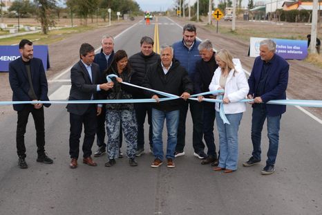 Alfredo Cornejo inauguró la repavimentación de la ruta provincial 171 Alfredo Cornejo inauguró la repavimentación de la ruta provincial 171