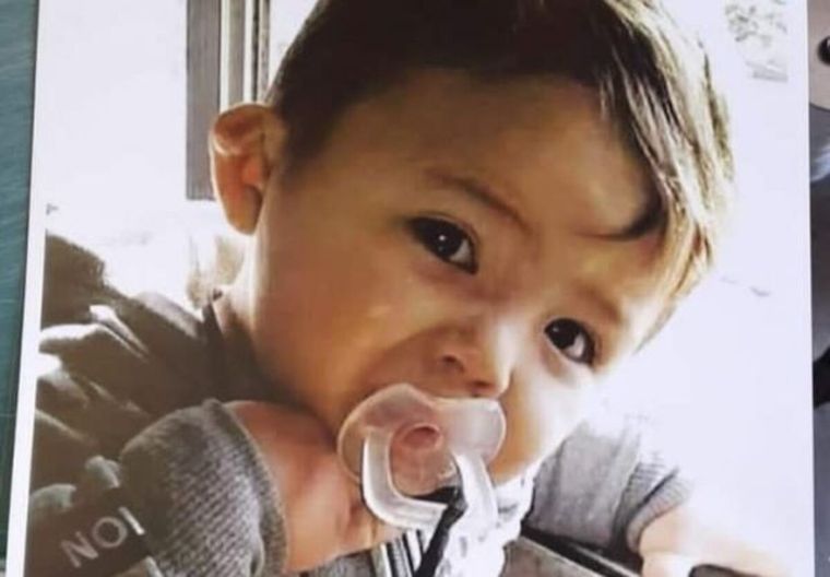 El pequeño León tenía 18 meses