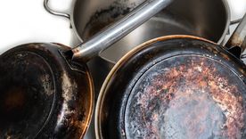 Recuperá el color de las ollas para que queden como nuevas. Recuperá el color de las ollas para que queden como nuevas.