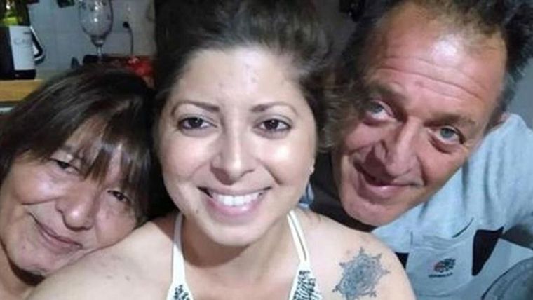 Solange Musse junto a sus padres. A la derecha, Pablo Musse. Solange Musse junto a sus padres. A la derecha, Pablo Musse.