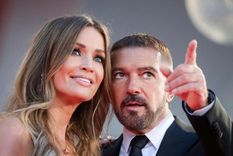 Antonio Banderas y su novia son inseparables Foto: Antonio Banderas / Instagram