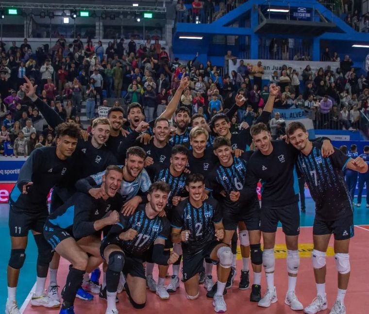 Con Agustín Loser como capitán, Argentina derrotó 3-2 a Cuba y ya piensa en la Liga de Naciones de vóley.