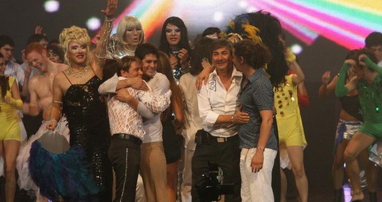 Gabriel Canci, Tito Bustos, Fernando Canci y Fernando Cosano, felices con el éxito de Vendimia para todos. Foto: Poción para MDZ