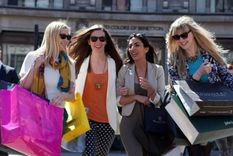 Otra Vuelta nos ofrece descuentos en varias prendas de Zara, H&M y GAP Foto: West End