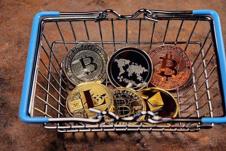 Diversificar el capital es una regla de oro en cualquier inversión financiera exitosa para minimizar riesgos. Diversificar el capital es una regla de oro en cualquier inversión financiera exitosa para minimizar riesgos.