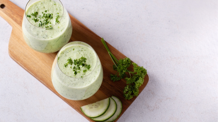 La receta de gazpacho es una de las pocas sopas que se sirve bien fría, ideal para los veranos calurosos. La receta de gazpacho es una de las pocas sopas que se sirve bien fría, ideal para los veranos calurosos.