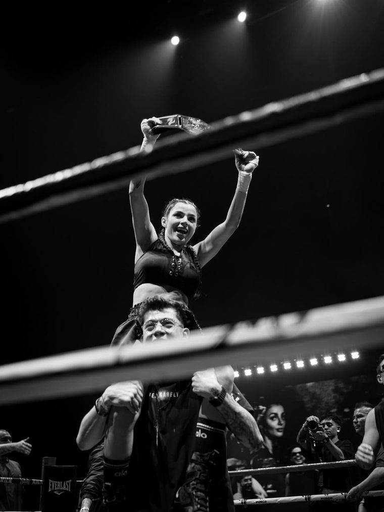 Karely Ruiz campeona. Karely Ruiz campeona.