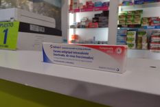 Las farmacias comenzaron con la vacunación antigripal