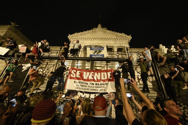 Una parte de la sociedad argentina reaccionó al DNU de Milei Foto: Juan Mateo Aberastain/MDZ