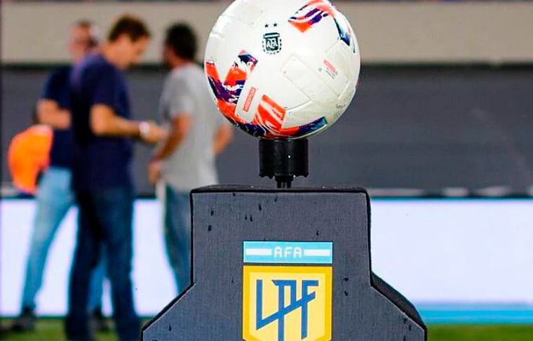 Rondina es el octavo técnico que se va de un equipo de Primera División durante la Liga Profesional de Fútbol 2022.