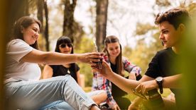 El lunes aparece como un punto de quiebre: un día que traerá calor después de muchos de abrigo, y que para muchos será sinónimo de respiro.
