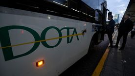 Los trabajadores de la empresa DOTA serán clave para definir el impacto del paro general. Los trabajadores de la empresa DOTA serán clave para definir el impacto del paro general.