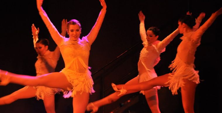 Danzas clásicas, una de variantes de la muestra anual del IPA
