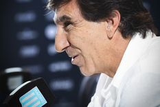 Gustavo Costas prepara el partido ante Boca, pero también pensando en el duelo contra Peñarol Gustavo Costas prepara el partido ante Boca, pero también pensando en el duelo contra Peñarol