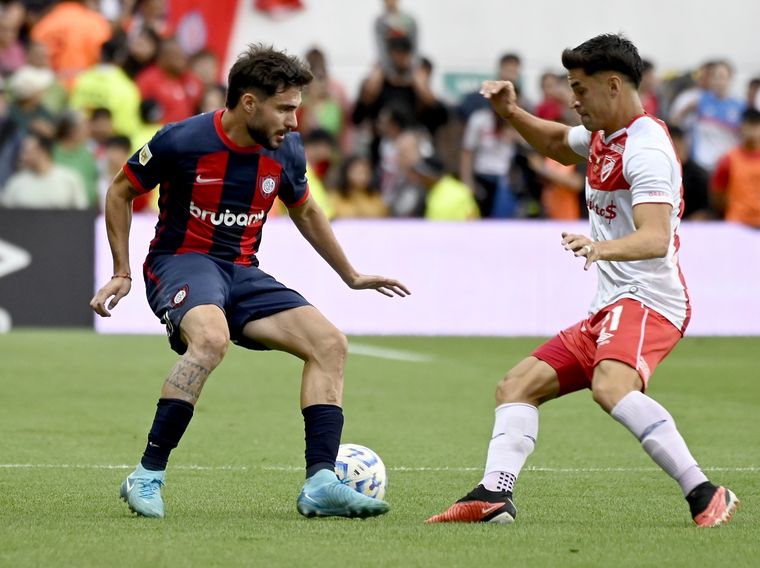 Ezequiel Cerutti será titular en San Lorenzo frente a los Bichos Colorados. Foto: Fotobaires