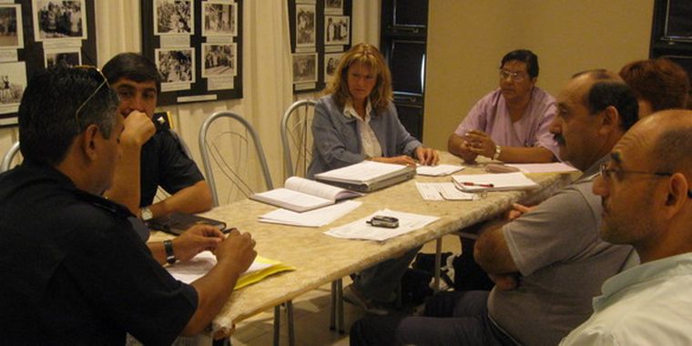 Equipo que se reunió para dialogar sobre accidentología.