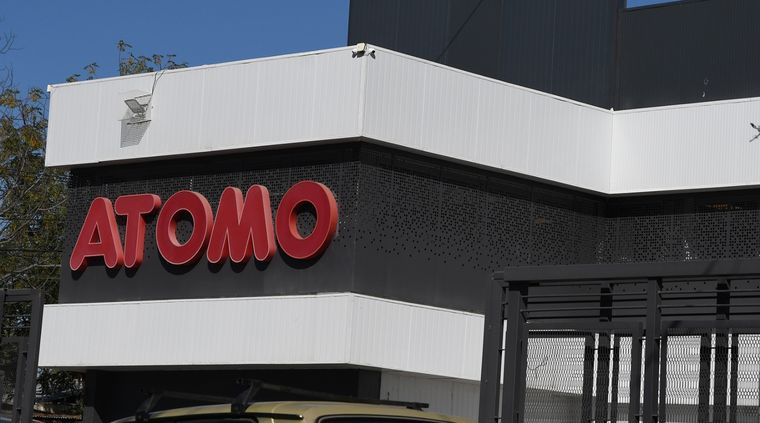 Supermercado Átomo busca mantenimiento industrial. Foto: ALF PONCE MERCADO / MDZ