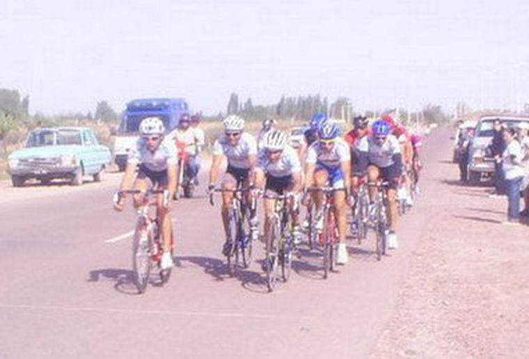 Jairo Nuñez se quedó con la prueba dominguera. Foto: MDZ