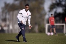 Tevez dirigirá su primer partido en el Rojo. Foto: Independiente Tevez dirigirá su primer partido en el Rojo. Foto: Independiente