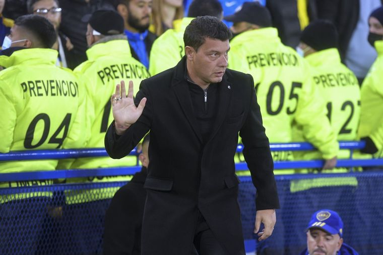 Battaglia habló de su salida de Boca y bancó a Ibarra. Foto: Télam