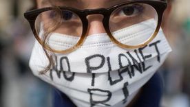 No hay planeta B. Tres cuartas partes de los jóvenes consultados de entre 16 y 25 años piensan que el futuro es aterrador. Foto: Getty Images