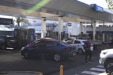 Las estaciones de servicio no atenderán por la noche Foto: Rodrigo DAngelo / MDZ