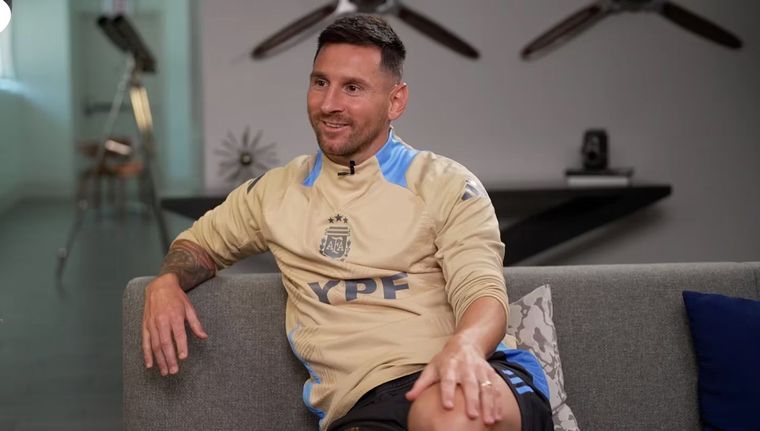 Leo Messi habló de todo con el Pollo Álvarez en una entrevista para Infobae. Foto: Infobae