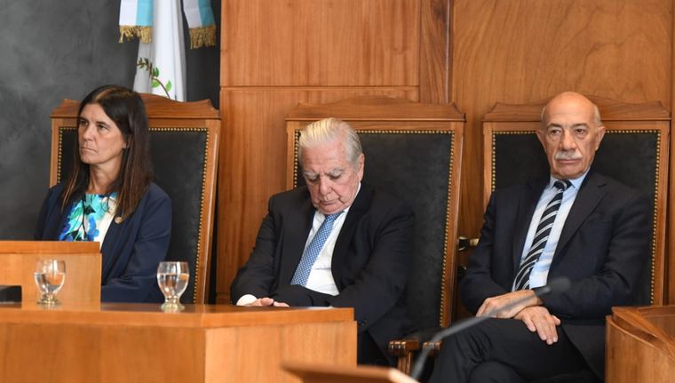 Teresa Day, Julio Gómez y José Valerio. Teresa Day, Julio Gómez y José Valerio.