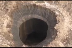 ya investigan el misterioso agujero en la tierra