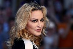 Madonna fue vista caminando por las calles de New York junto a una amiga.