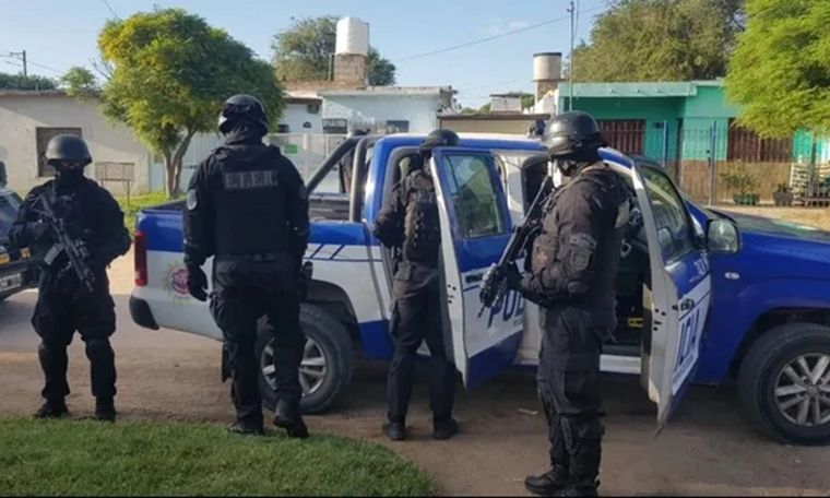 La Polícia desplegó un gran operativo cerrojo para interceptar a los delincuentes tras el intento de secuestro.