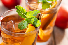 Refrescante al primer sorbo: receta de té de durazno helado ideal para el verano.