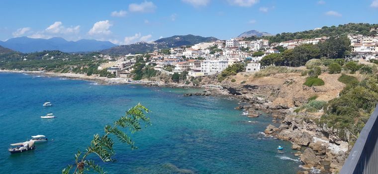 El hallazgo ocurrió en la localidad de Palinuro Foto: Angelo Seno en Google Maps