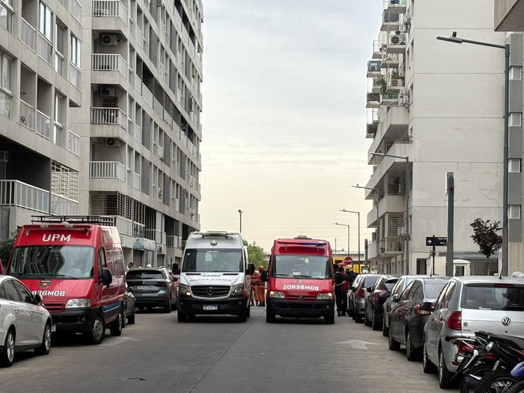 La calle Mafalda, en la que está ubicado el edificio, está clausurada.&nbsp;