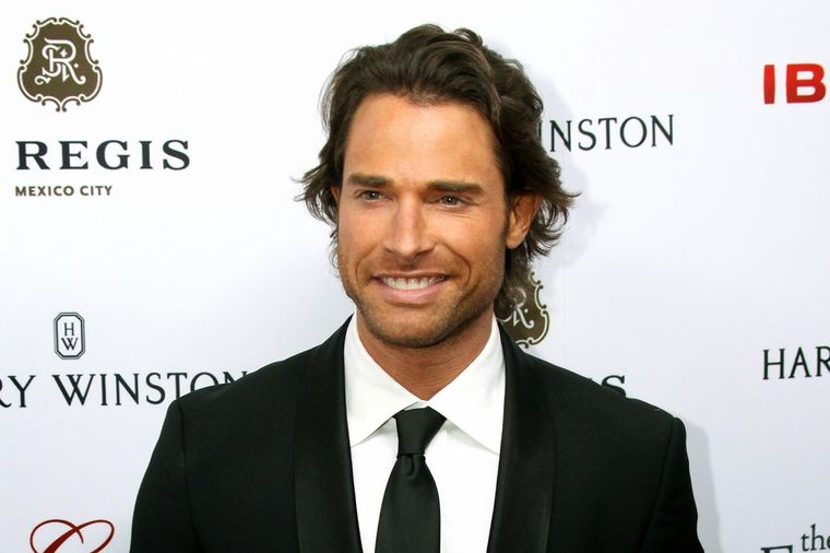 Sebastián Rulli publicó imágenes con Santiago, su hijo adolescente.