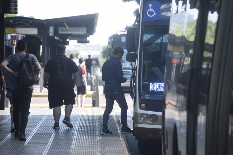 La crisis en el transporte público continúa y sigue sin haber noticias sobre subsidios Foto: Juan Mateo Aberastain Zubimendi/MDZ