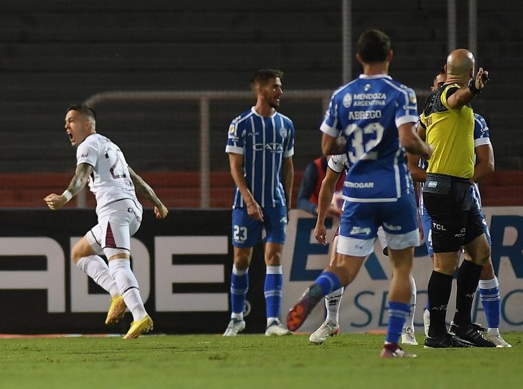 Godoy Cruz mostró sus dos caras en el partido ante Lanús Foto: Télam