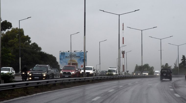 Según adelantó el SMN, las precipitaciones se extenderán hasta la noche del viernes Foto: ALF PONCE MERCADO / MDZ