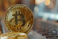 Con un valor superior a los 89.000 dólares el Bitcoin está en la mira de los inversores, pero los analistas divergen en su mirada sobre si vamos hacia un siclo alcista o bajista en los precios.